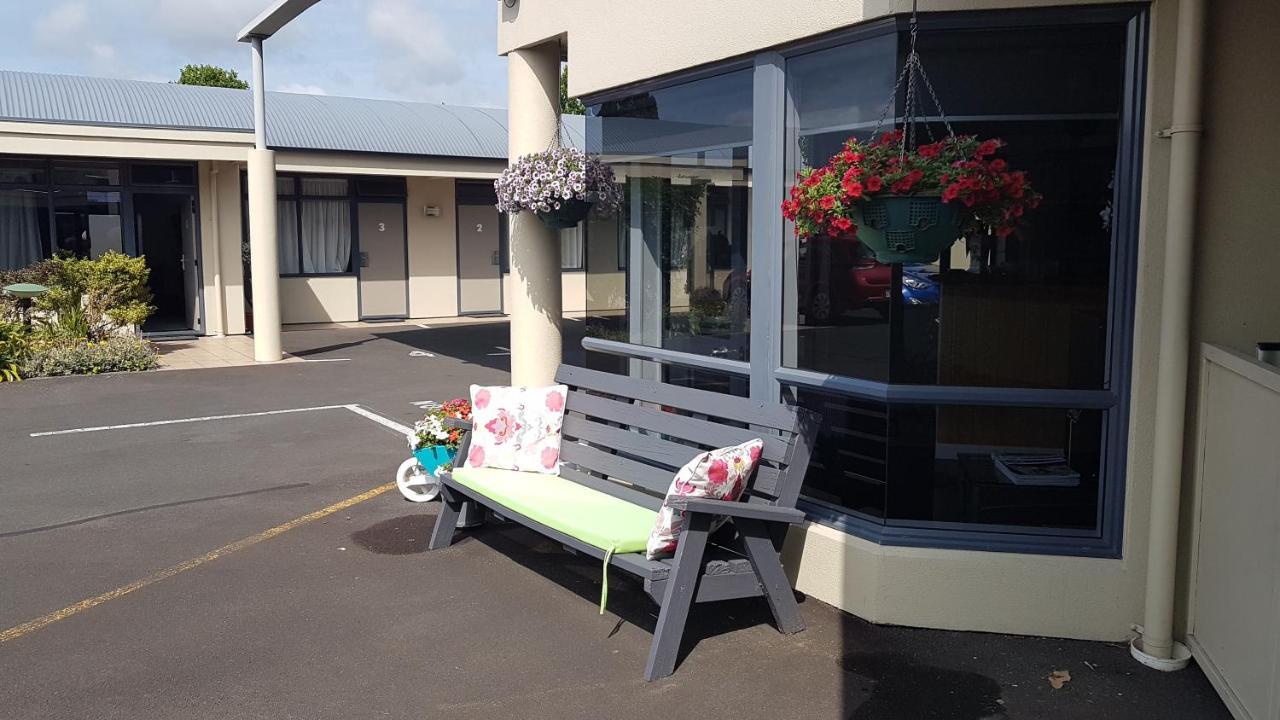 Academy Motor Inn Tauranga Eksteriør billede